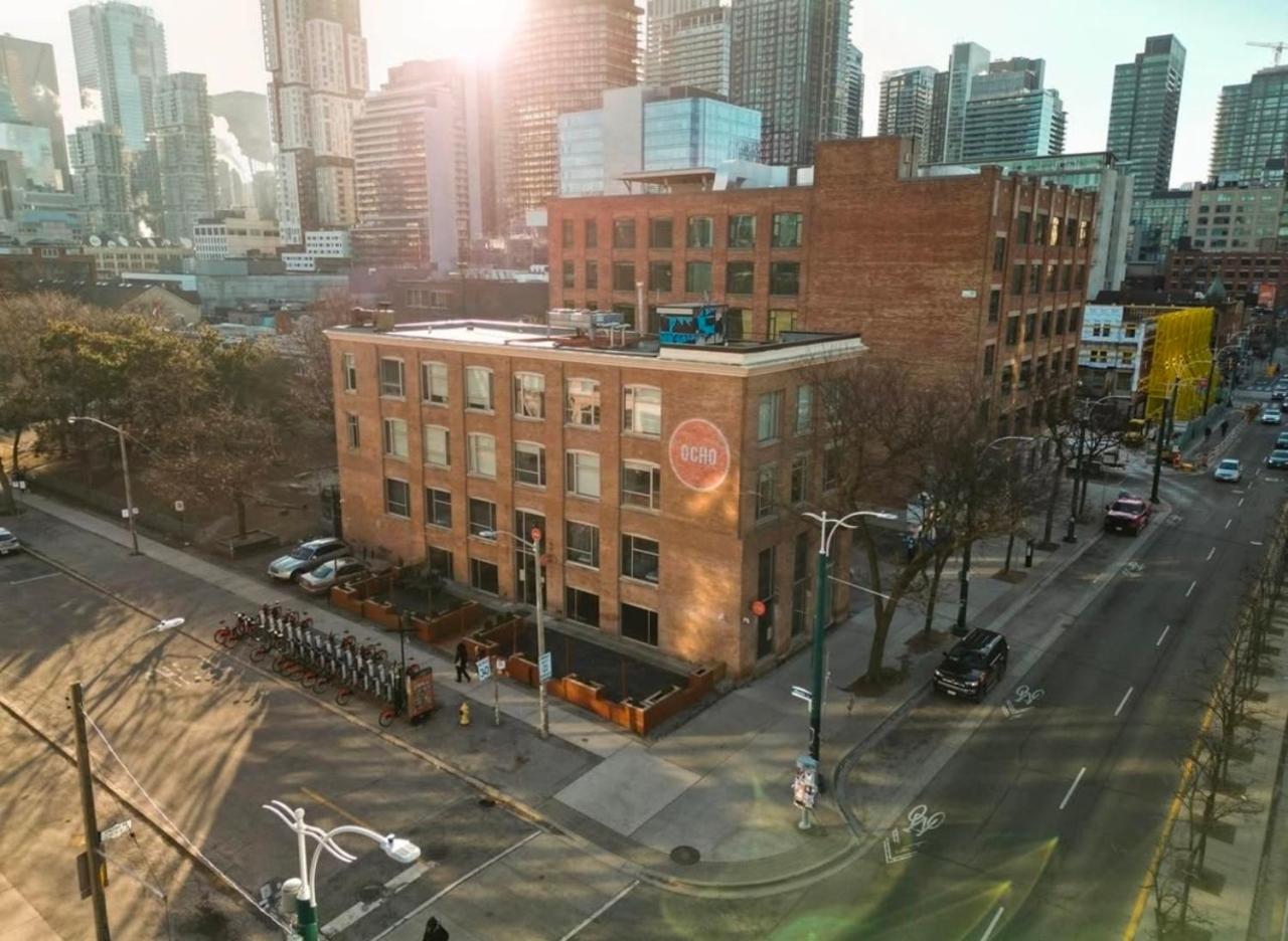 Hotel Ocho Toronto Exteriör bild