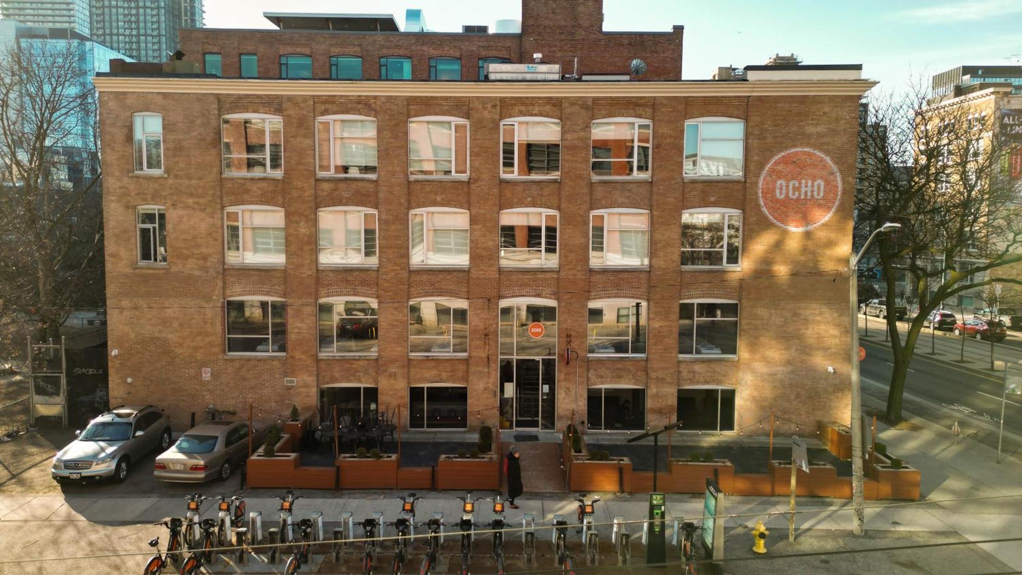 Hotel Ocho Toronto Exteriör bild